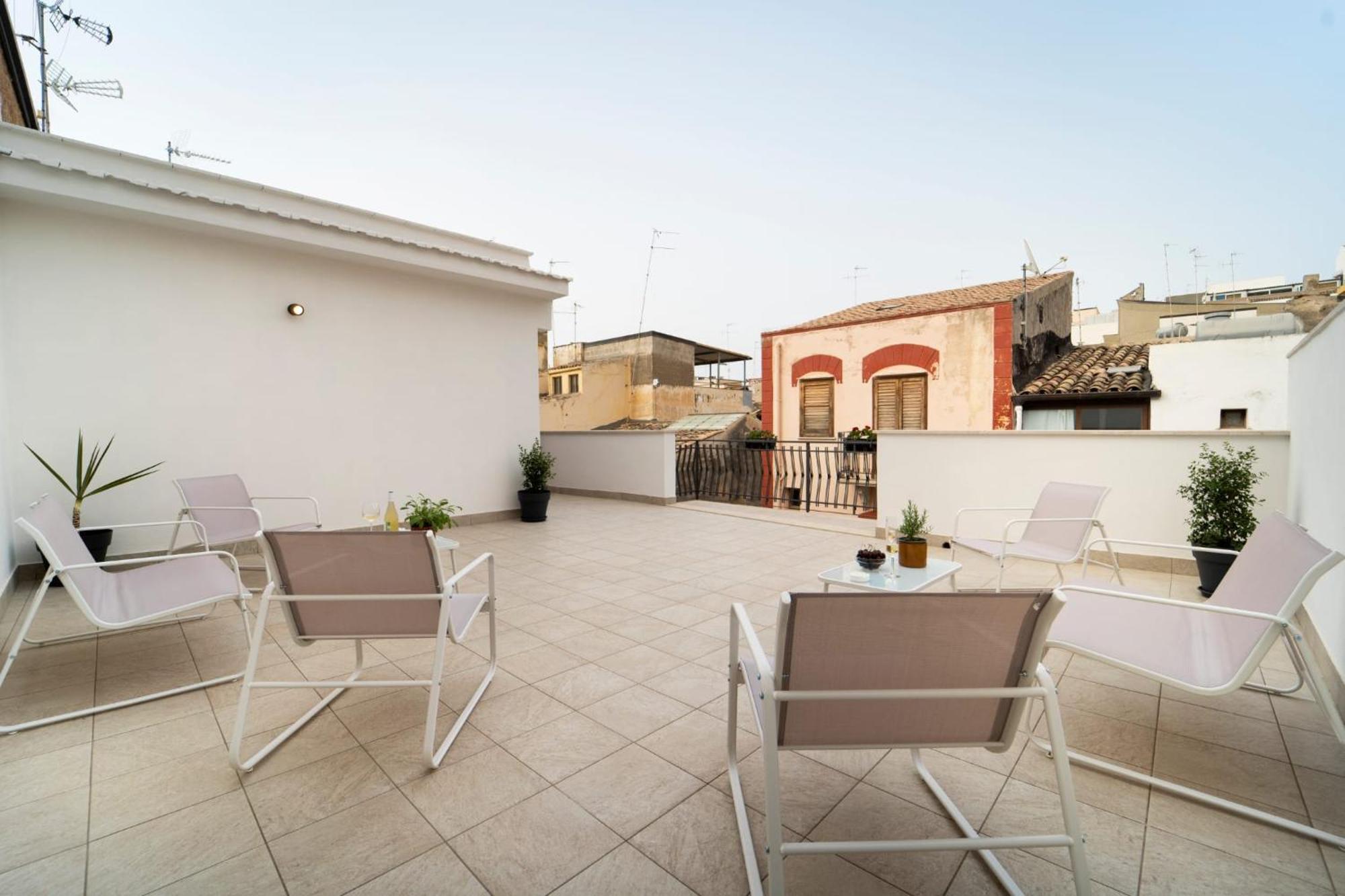 Mameri Central Rooms Castellammare del Golfo Buitenkant foto